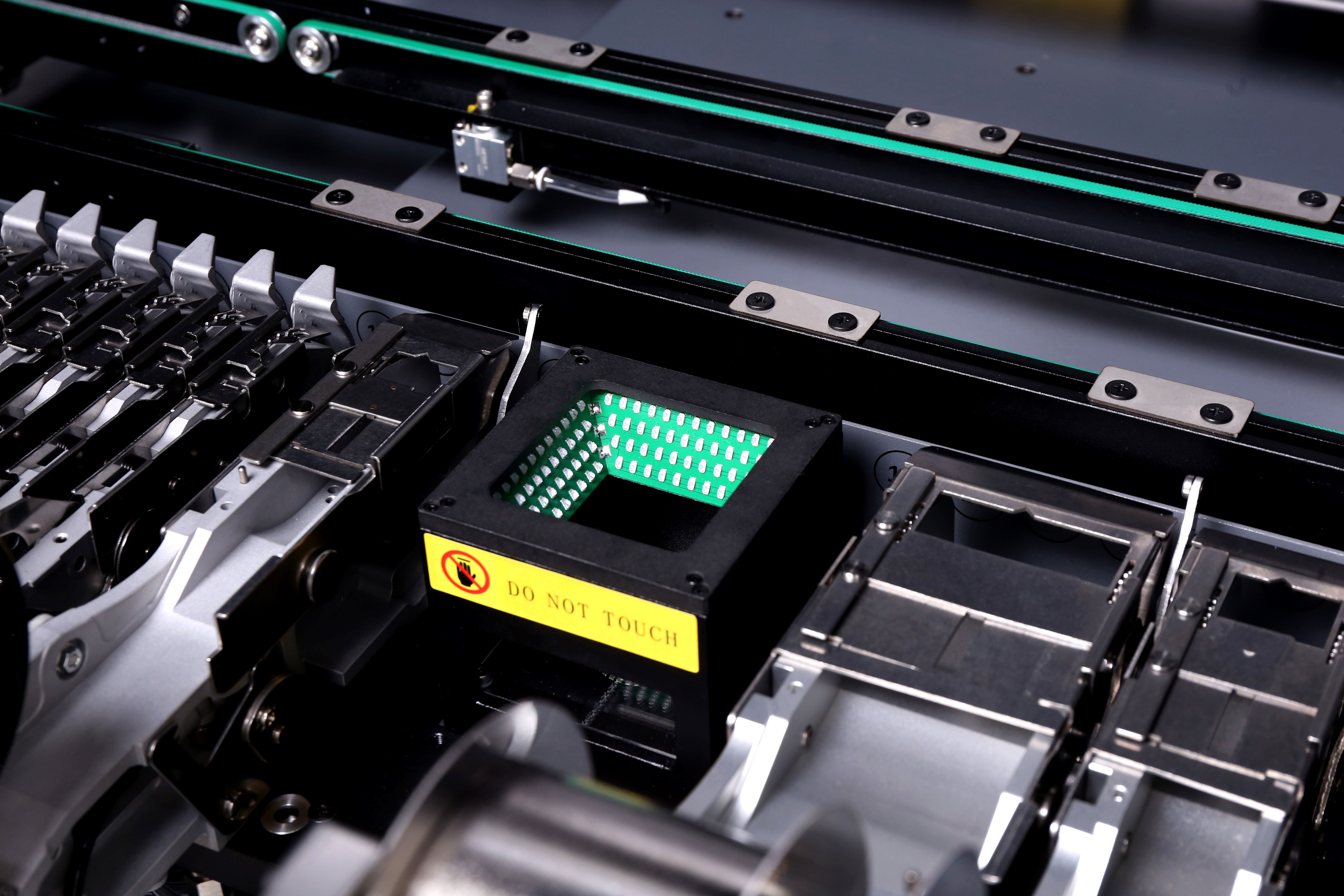 Pick and Place SMD Neoden.jpg